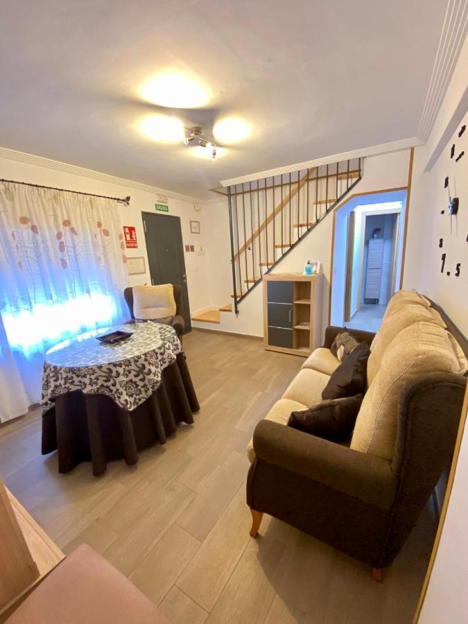דירות Caces Casa Godoy מראה חיצוני תמונה